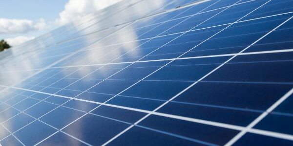 Instalación de placas solares para energía eléctrica - Iverde Servicios y Gestión Ambiental