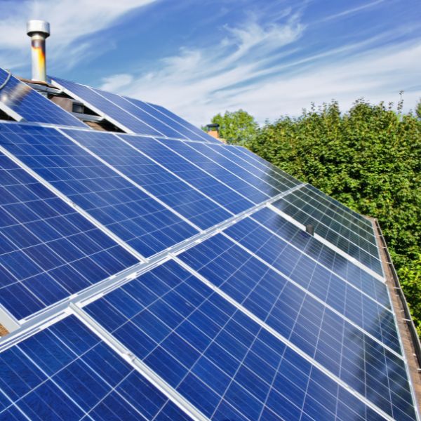 Instalación de energía solar fotovoltaica - Iverde